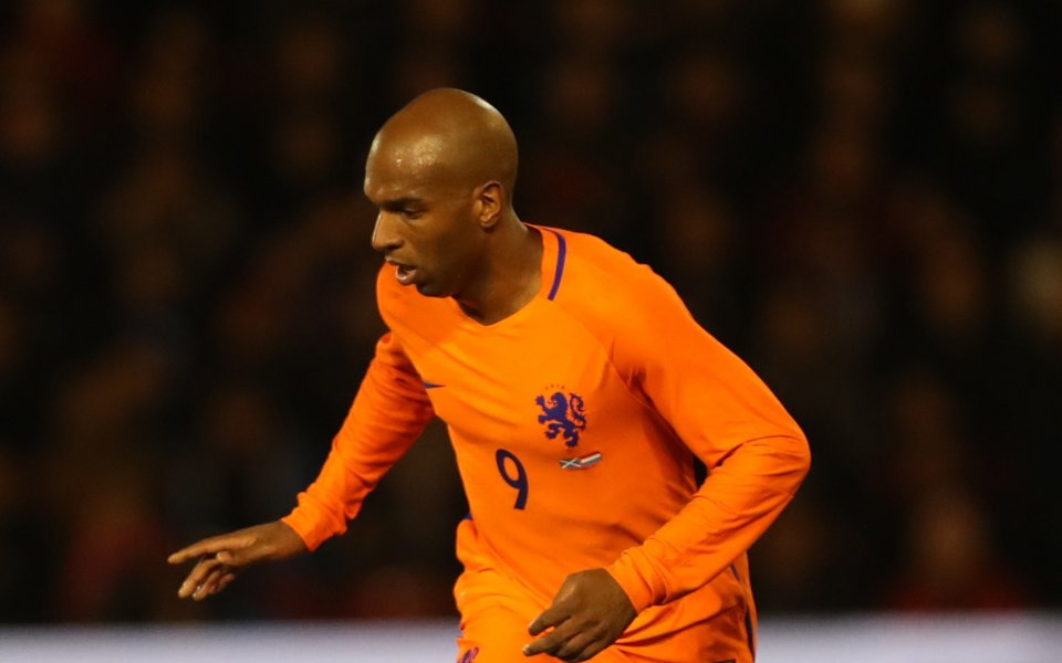 Холандски национал си търси нов отбор във Висшата лига