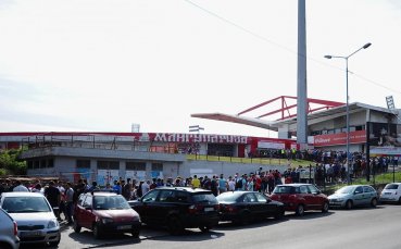 Цървена звезда разпродаде стадиона си за 3 часа