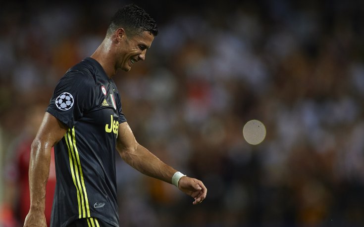 Разкриха думите на Роналдо към съдията