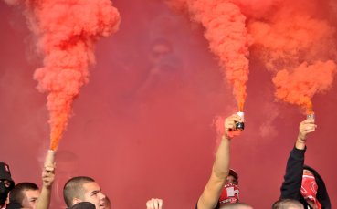 Феновете на ЦСКА не са доволни от представянето на червените