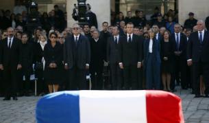 Франция си взе последно сбогом с Шарл Азнавур