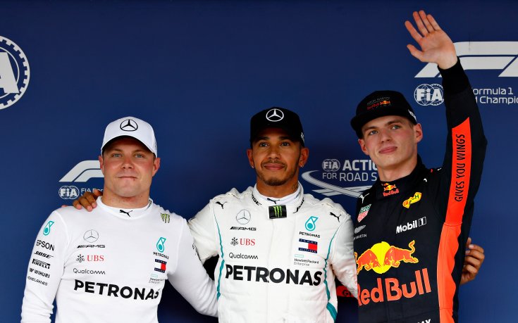 Ферари подари на Хамилтън истинско съботно харакири