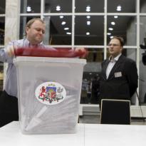 <p>Проруска партия печели изборите в Латвия</p>