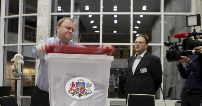 Управляващата проевропейска десноцентристка коалиция в Латвия е на път да