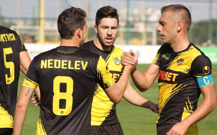 Ботев Пловдив уреди контрола в паузата на шампионата