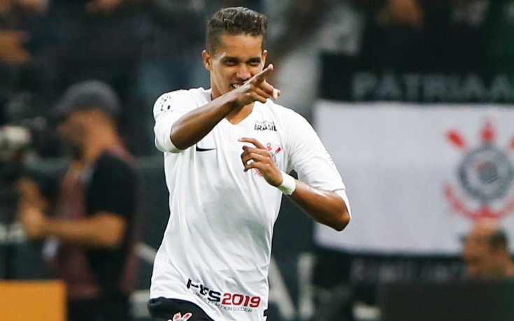 Барселона следи двойник на Роналдиньо