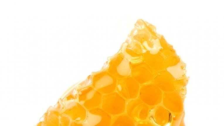  Със силата на българския мед разгласявам ръцете ви за супер меки 