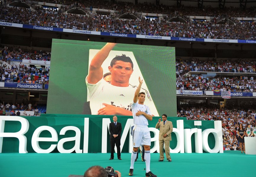 Кристиано Роналдо Реал Мадрид 2009 трансфер юли1