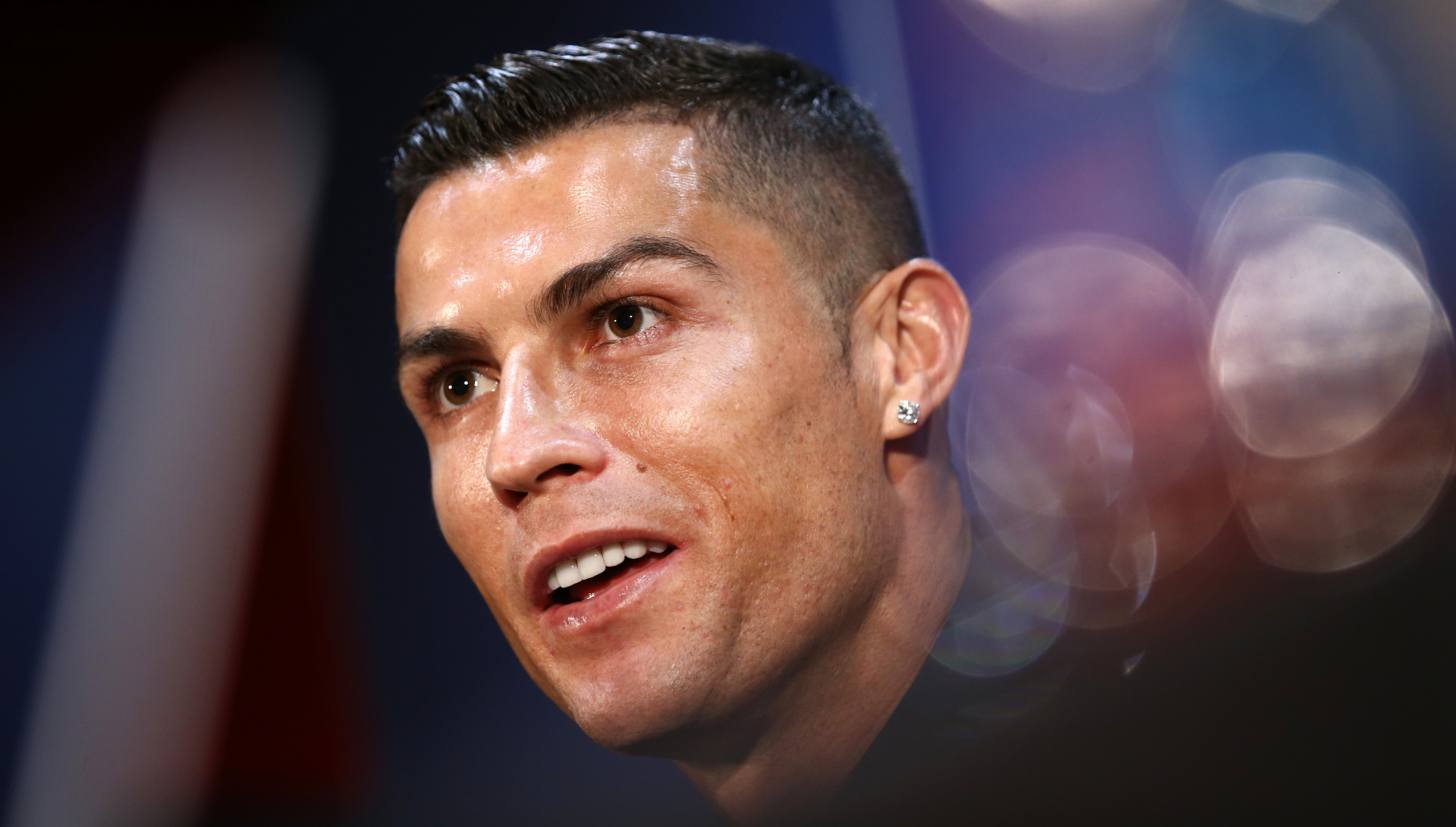 Под прицела на дроновете: Частният самолет на Роналдо спешно напусна Саудитска Арабия