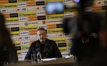 Проблемът на родните съдии: Не дават дузпи, когато ги има