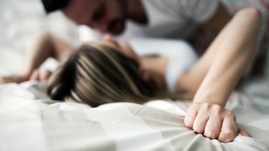 <p>7 съвета за страстен секс и след 10 години брак</p>