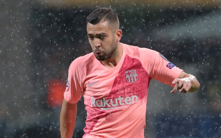 Жорди Алба защити Серхио Рамос