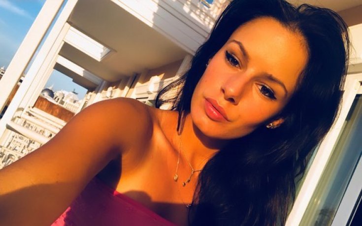 Родна тенисистка пръска сексапил във фитнеса