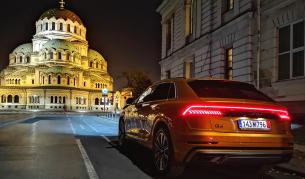<p>Audi Q8 е като катедрала на колела (тест драйв)</p>