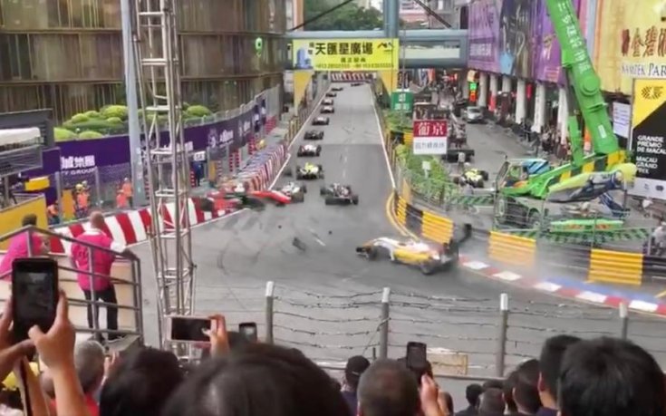 Свидетел обясни как се е стигнало до катастрофата във Формула 3