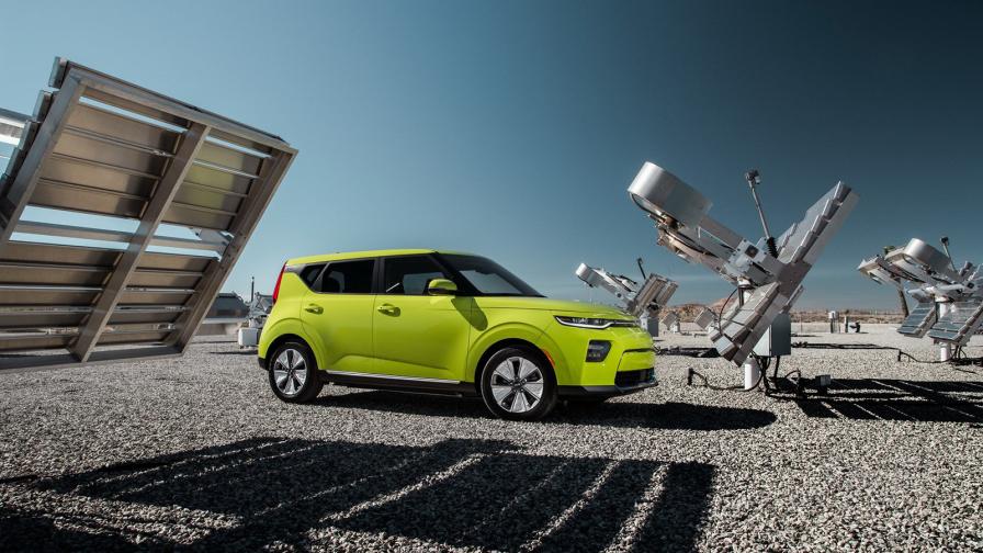 <p>KIA Soul EV ще гони пробег от близо 500 км</p>