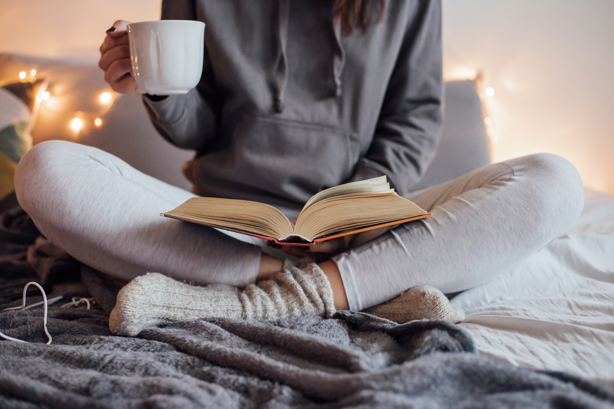 6.
<div>Подарената книга говори, че сте загрижен за здравето на другия. Много изследвания установиха, че четенето е от полза за здравето. То стимулира паметта и намалява стреса, а има също и положителен ефект върху съня.</div>