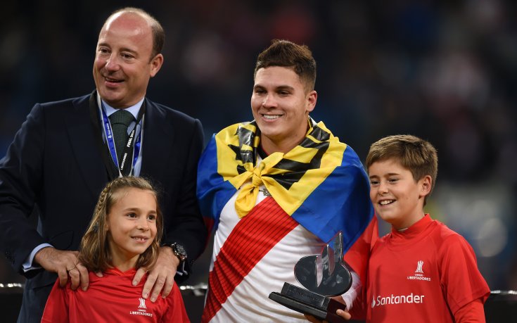 Желан от Реал, изкушаван от Китай и станал герой за Ривър