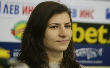 Шампионката Стойка Петрова няма да сменя категорията