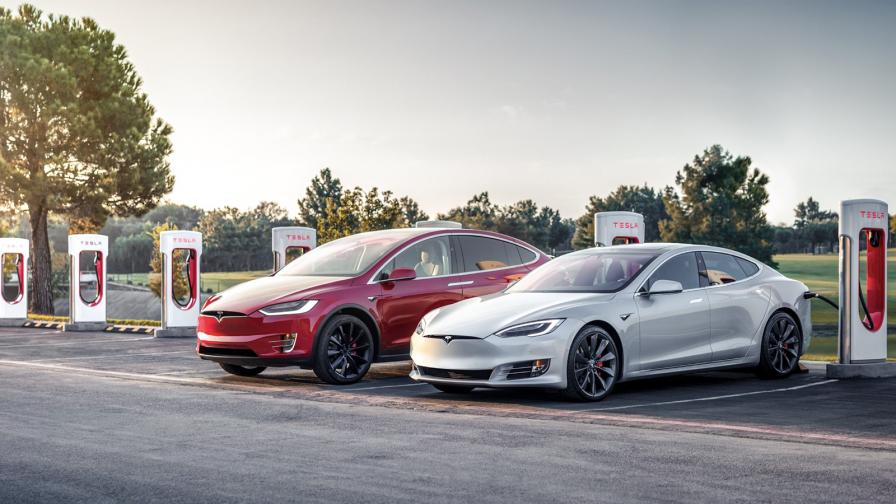 <p>Tesla обори критиците си</p>