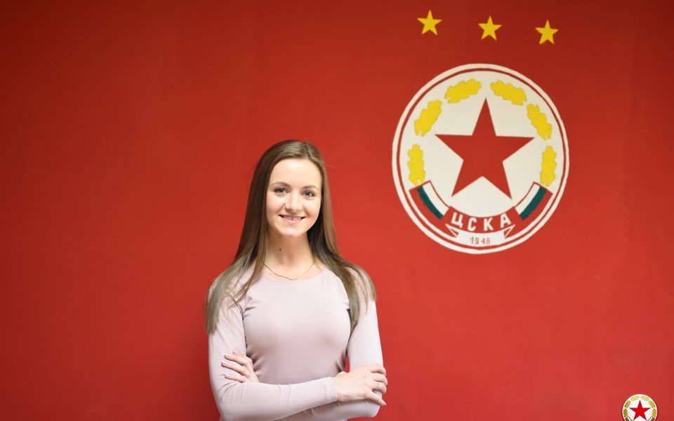 Млада дама е новото пресаташе на ЦСКА