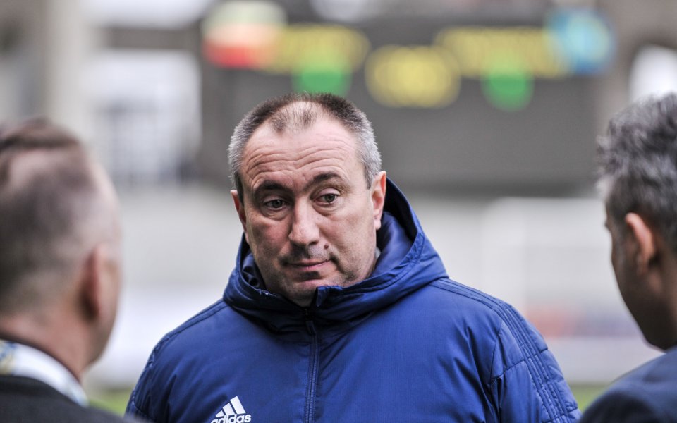 Бившият футболист и треньор на Левски Станимир Стоилов е отказал