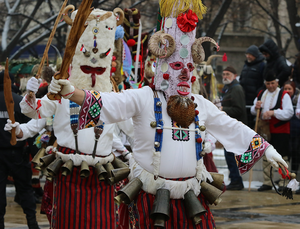 "Сурва" в Перник 2019