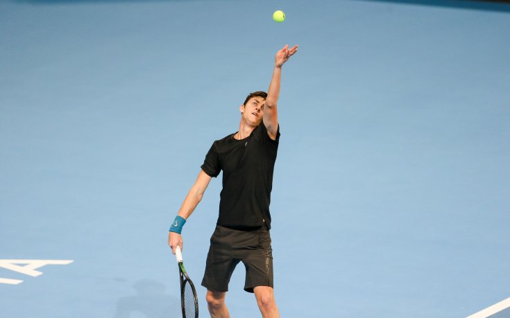 Лазаров загуби само гейм на старта в Ливан