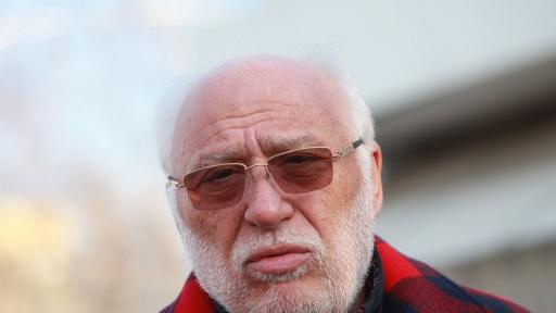  Емилиян Гебрев 