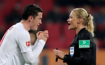 Иранска ТВ прекъснала Байерн - Аугсбург...заради рефер-жена