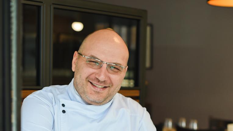  Щастливото семейство на началник Иван Манчев 