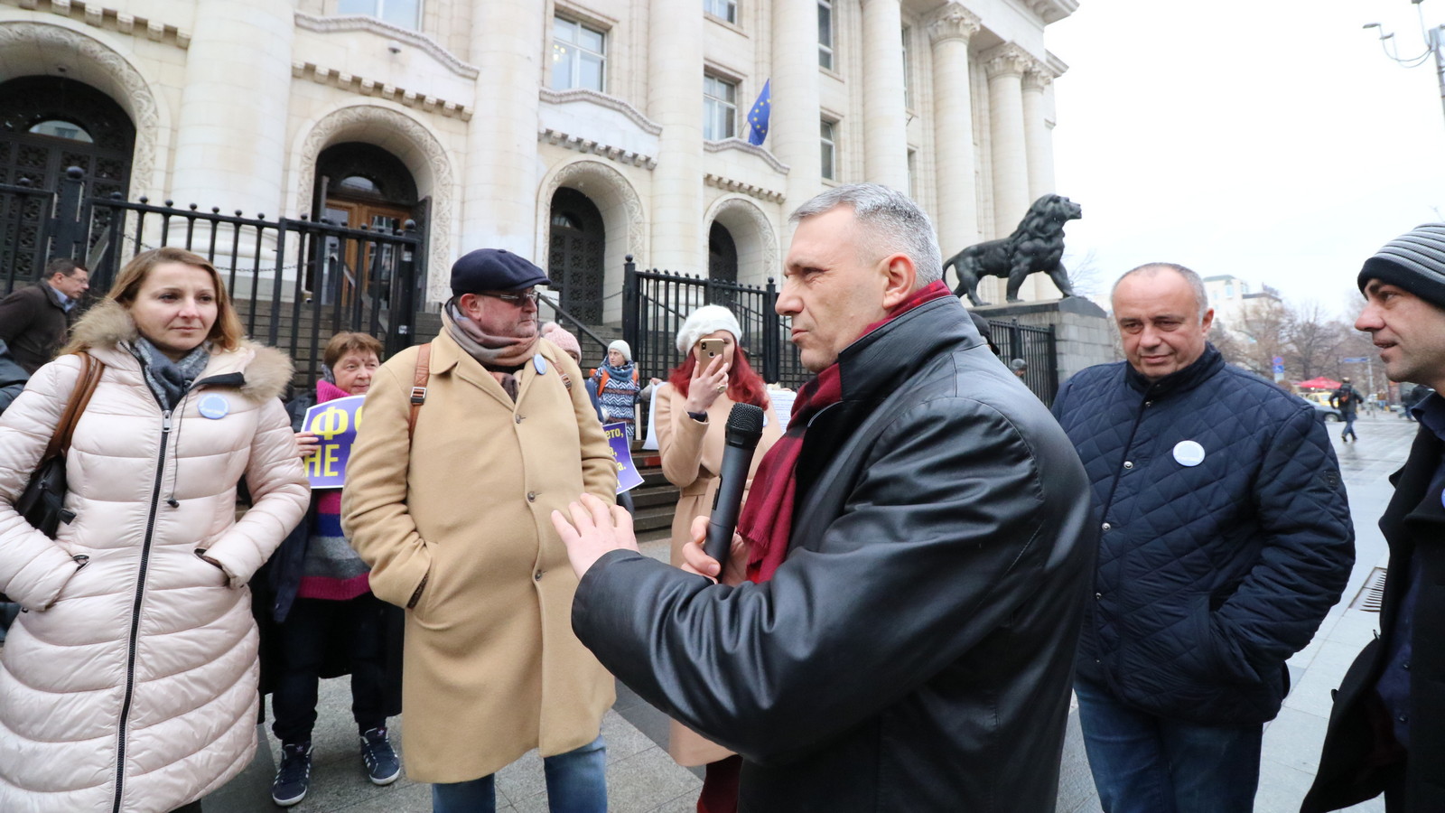 Адвокати на протест в София