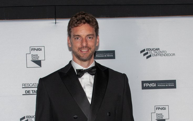 Пау Гасол отново подписа с Барселона