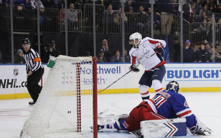 Българският вратар в НХЛ: Изпуснах стика си, трудно е да се обясни