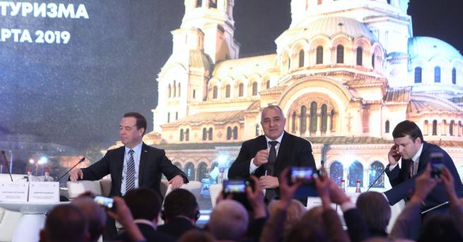 България Борисов обсъжда хъб Балкан с Медведев Двамата премиери ще