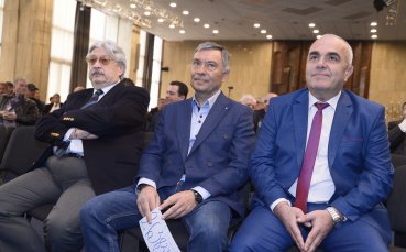 Смени се караулът в Левски, ясен е новият силен човек