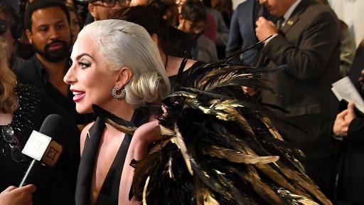  <p><strong>Лейди Гага:</strong> Моментът <strong>не е</strong> подобаващ за издаване&nbsp;на албум</p> 