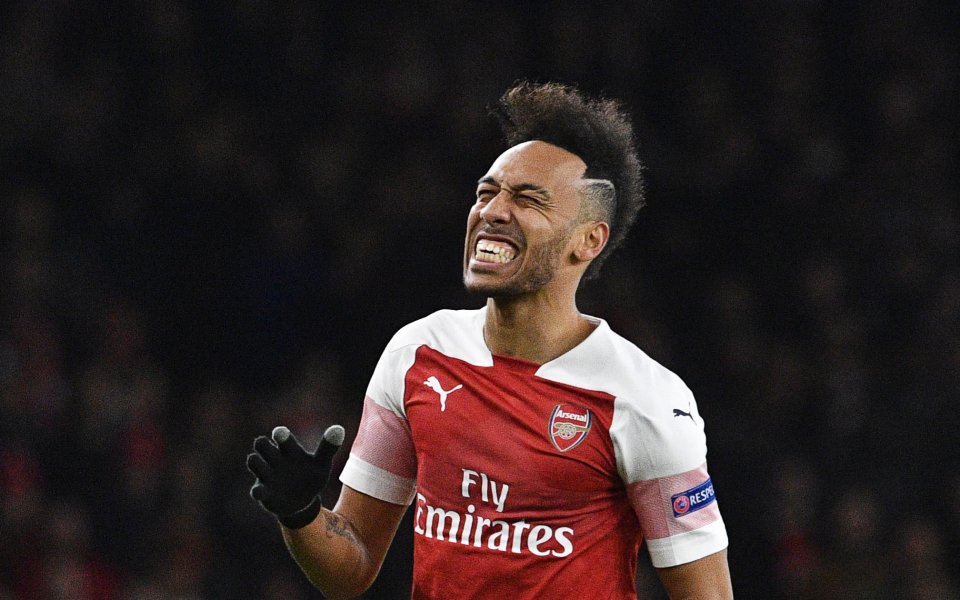 Голмайсторът на Арсенал Пиер-Емерик Обамеянг може да пропусне и гостуването