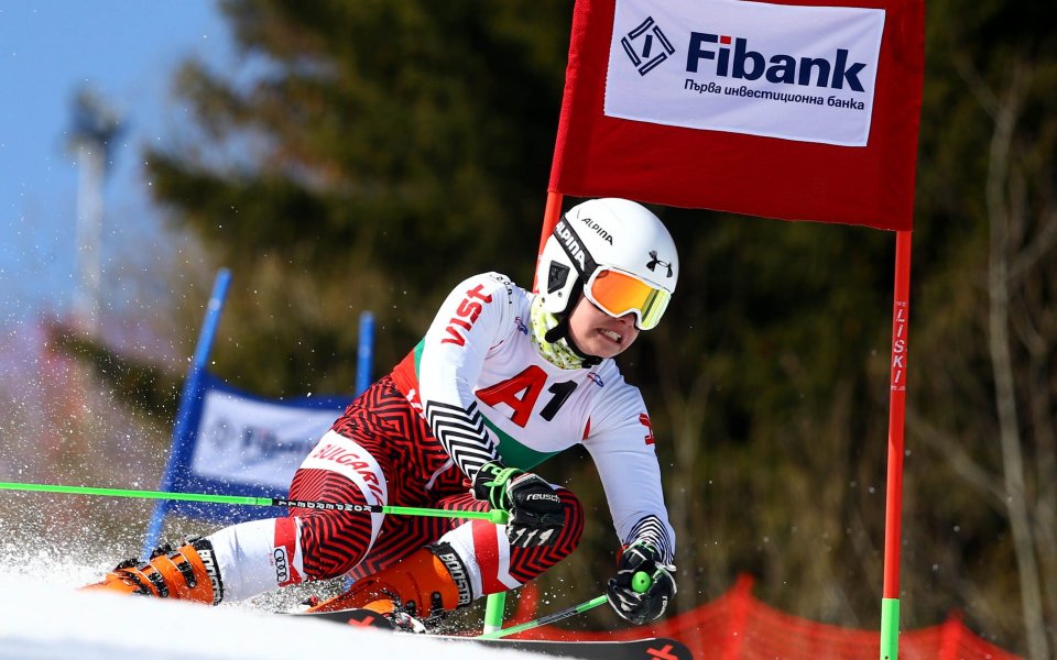 Витоша приема държавното по ски на младите алпийци
