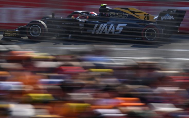 Хаас: Рено трябва да се справя по-добре, преди да се оплаква