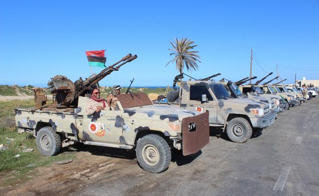 Либия – тайната война на Макрон