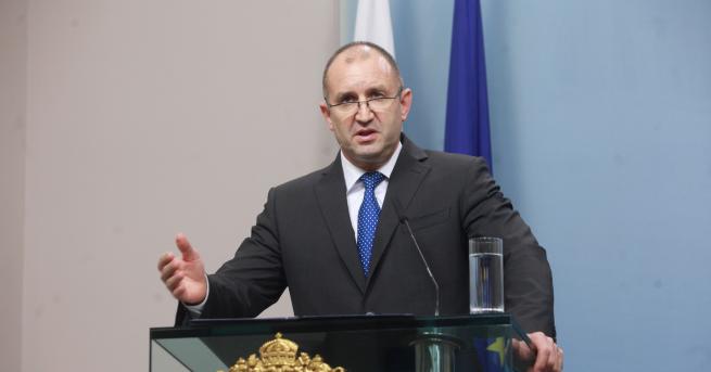 България Президентът сезира КС за разпоредби в промените на Закона