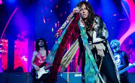  Изтощителни подготовки приготвят Мария Илиева за облика на Кийт Флинт 