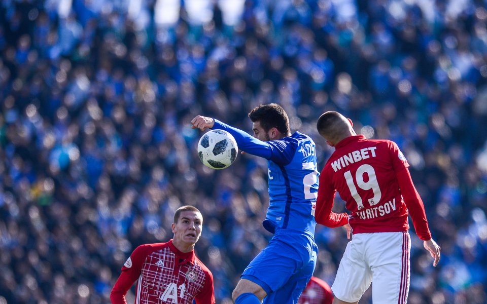 ЦСКА домакинства на Левски в мача от 30-ия плйофен кръг