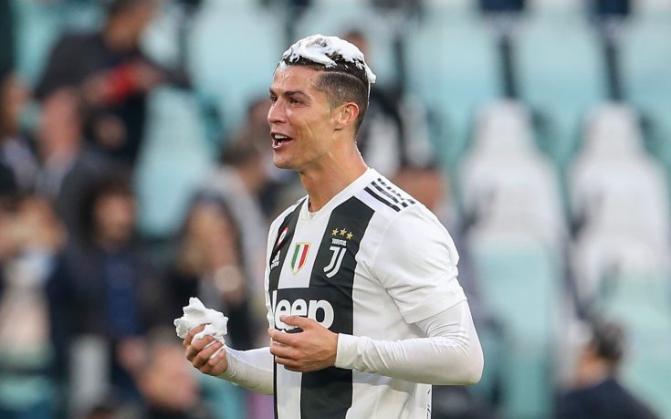 CR7 прати сърце на Джорджина след триумфа на Юве