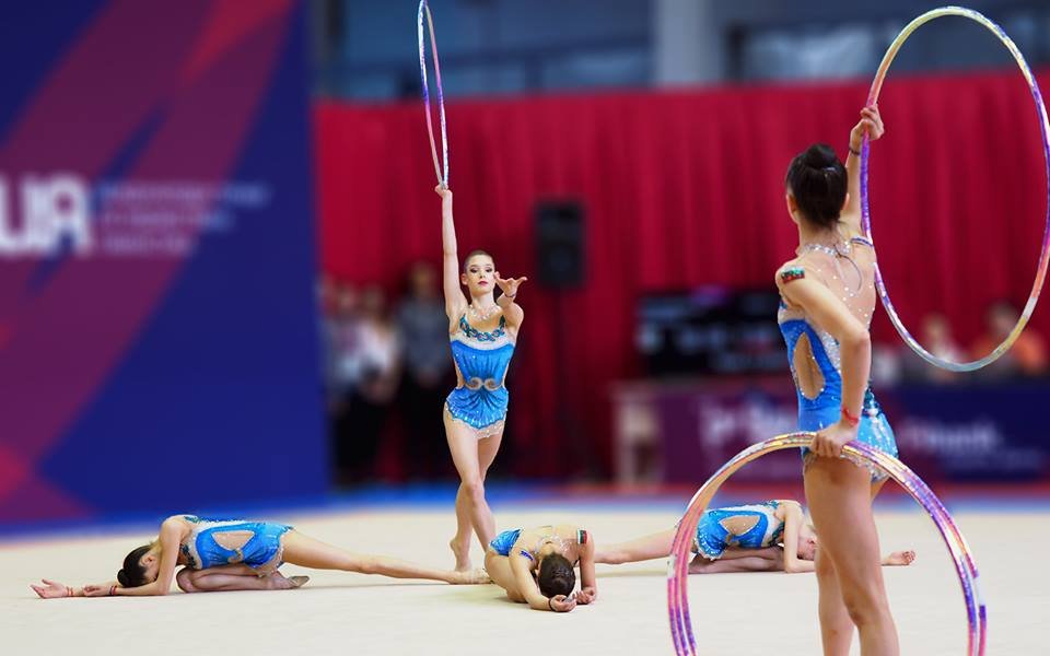 Ансамбълът на България за девойки четвърти във финала  с пет обръча в Баку