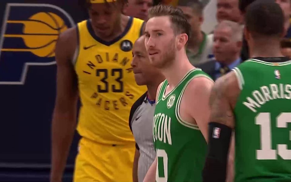 Гордън Хейуърд вкара 20 точки, а Маркъс Морис сложи началото