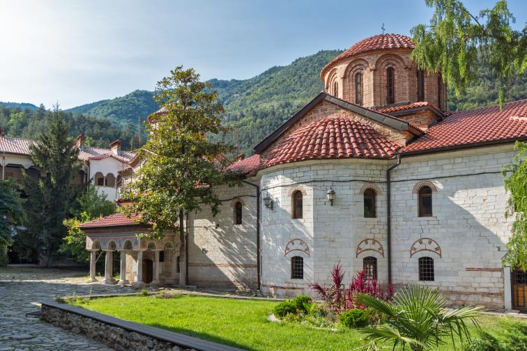 българия манастир