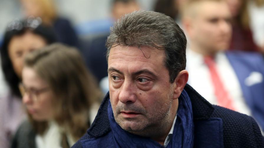  Оставка на Коко Каменаров, Кошлуков става началник на Българска национална телевизия 