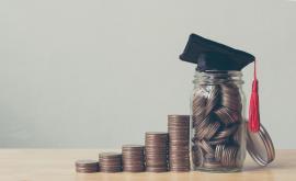  <p>Този мъж заплати задълженията на цялостен випуск</p> 